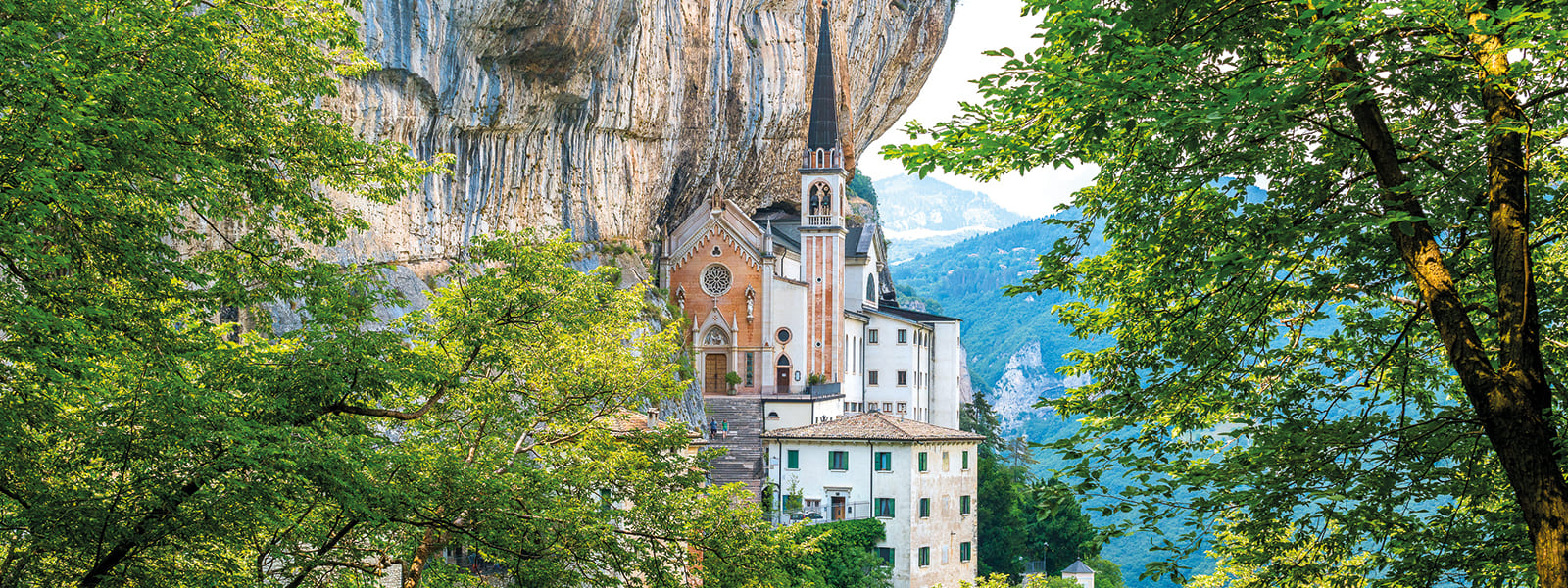 Santuario Madonna della Corona